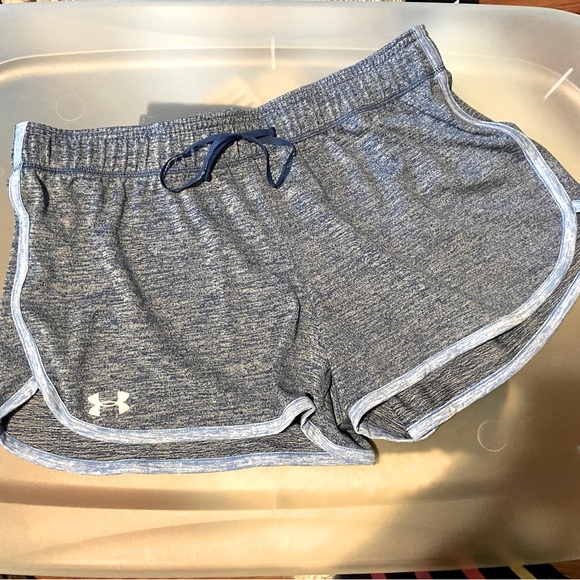Under Armour Shorts - Picture 1 of 7